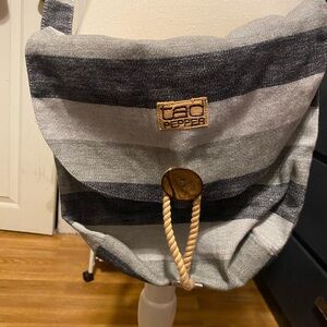 Pre-loved Tad Pepper Gray Striped Women’s Crossbody Bag Adjustable Straps